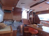 Trader 42 Signature galley